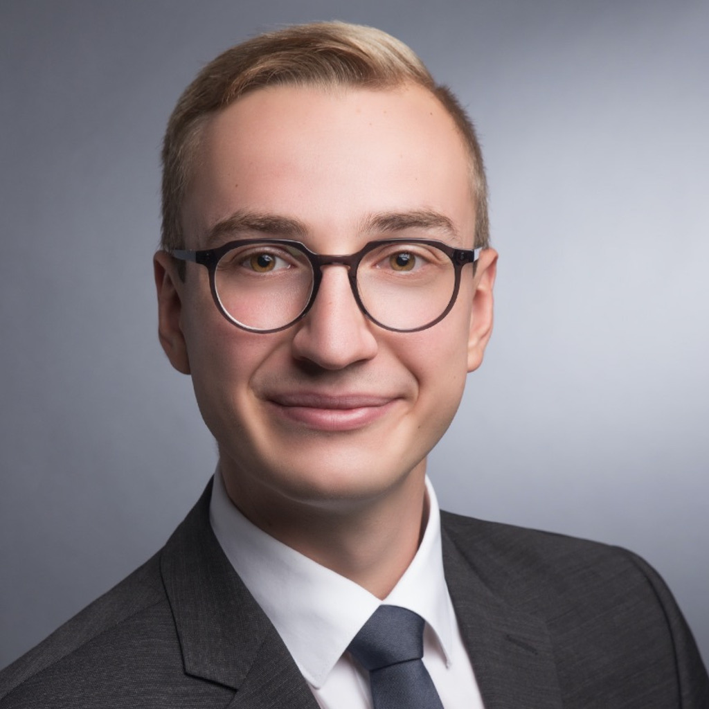 Maximilian Hebelt Financial Planner Frankfurt School of Finance