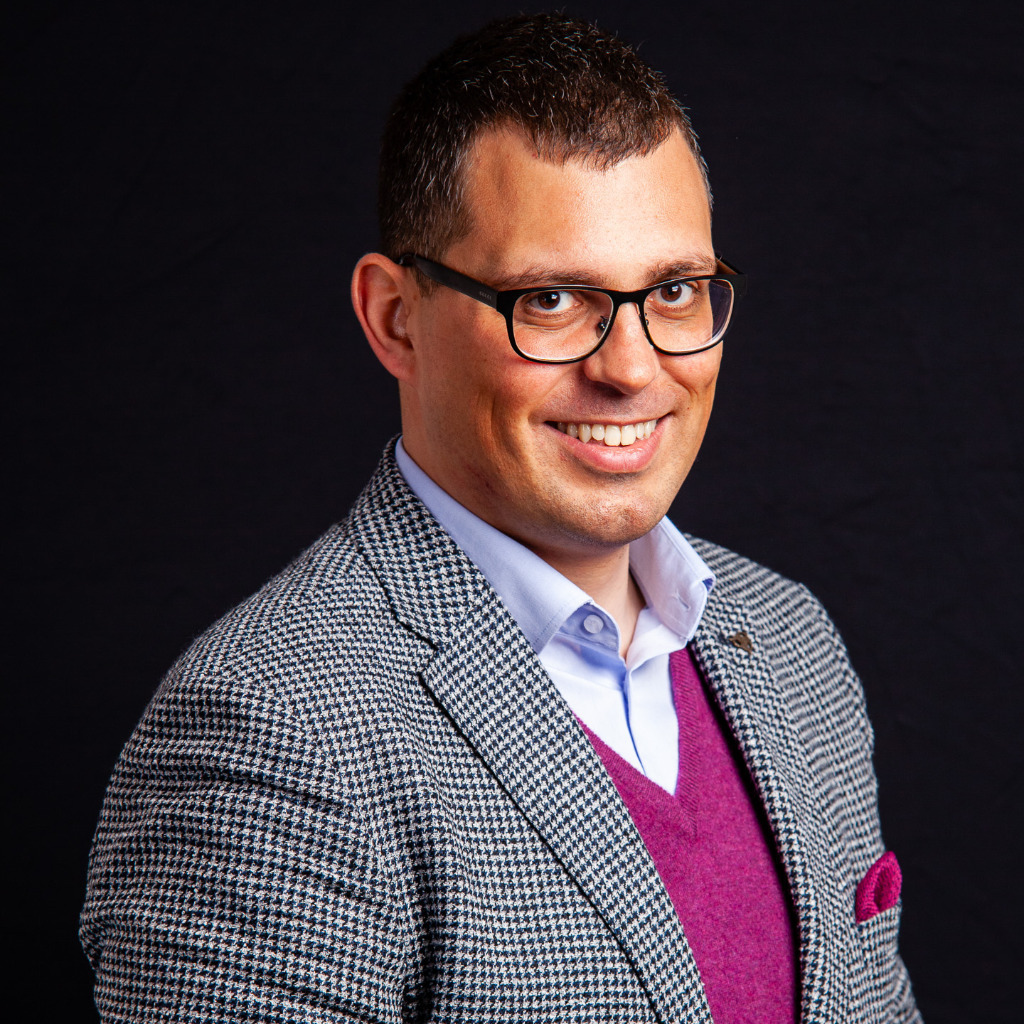 ivan-mandadzhiev-sales-business-development-manager-accenture-xing