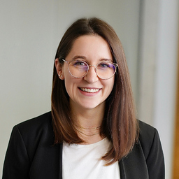Esther Naser