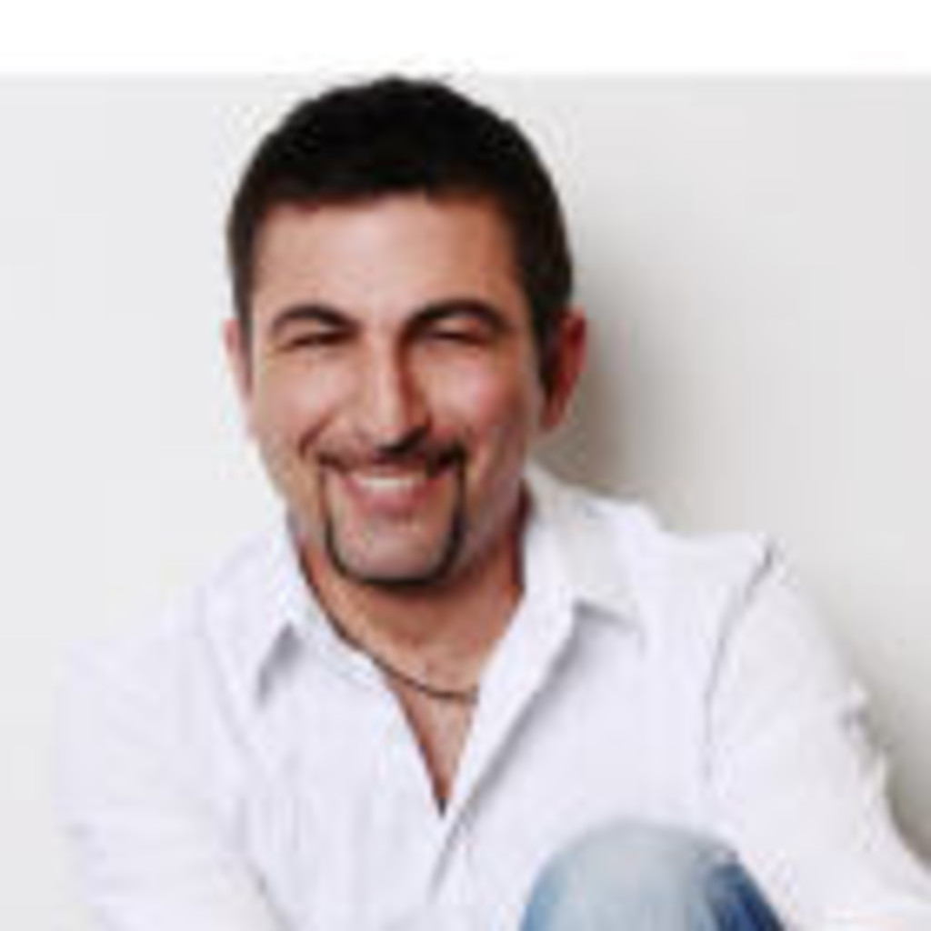 Antonio Quarta Italienischer Musiker und Sänger VOCI BLU Live