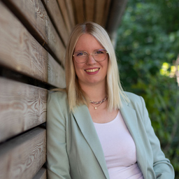 Julia Dammaß