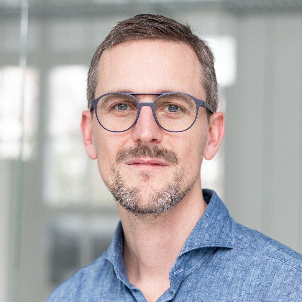 Daniel Gebhard Director Design / Managing Partner hydra newmedia