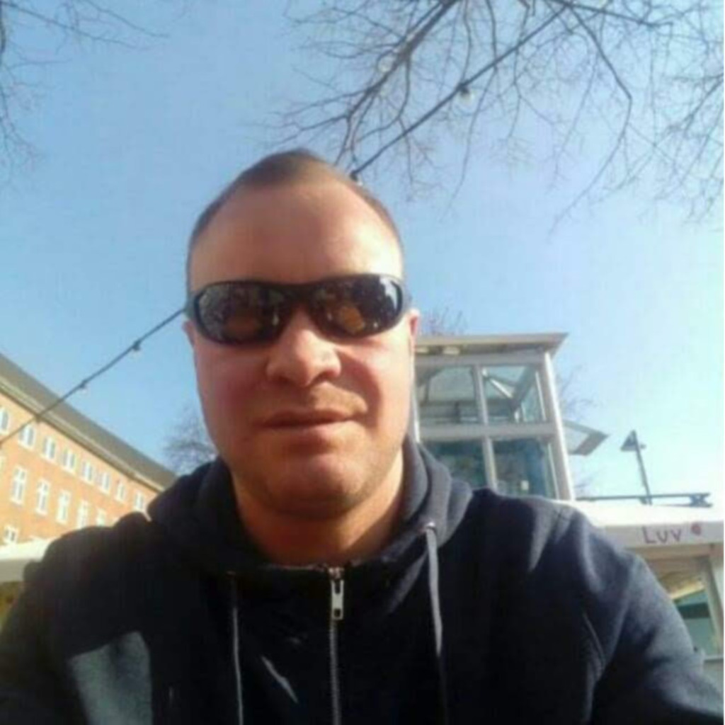 Stefan Behling Zusteller Deutsche Post XING