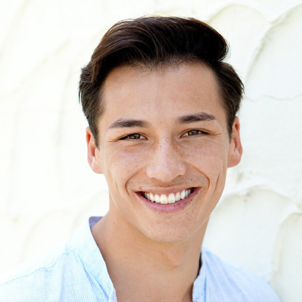 Sebastian Brennecke Wirtschaftswissenschaften JuliusMaximilians