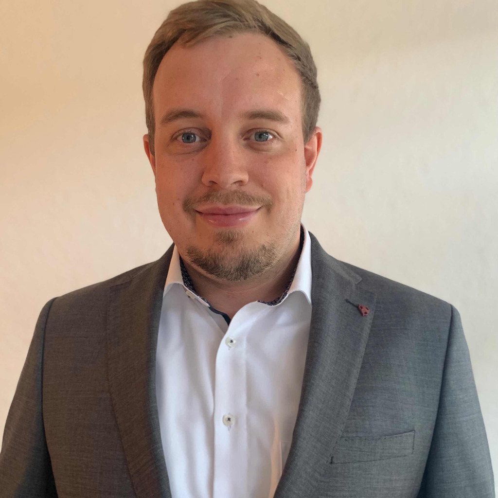 David Hansen Senior Billing Coordinator Latham & Watkins LLP XING