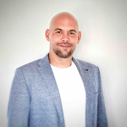 Raffael Naumann