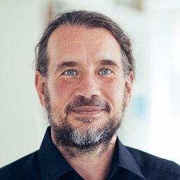 Prof. Dr. Thomas Knaus