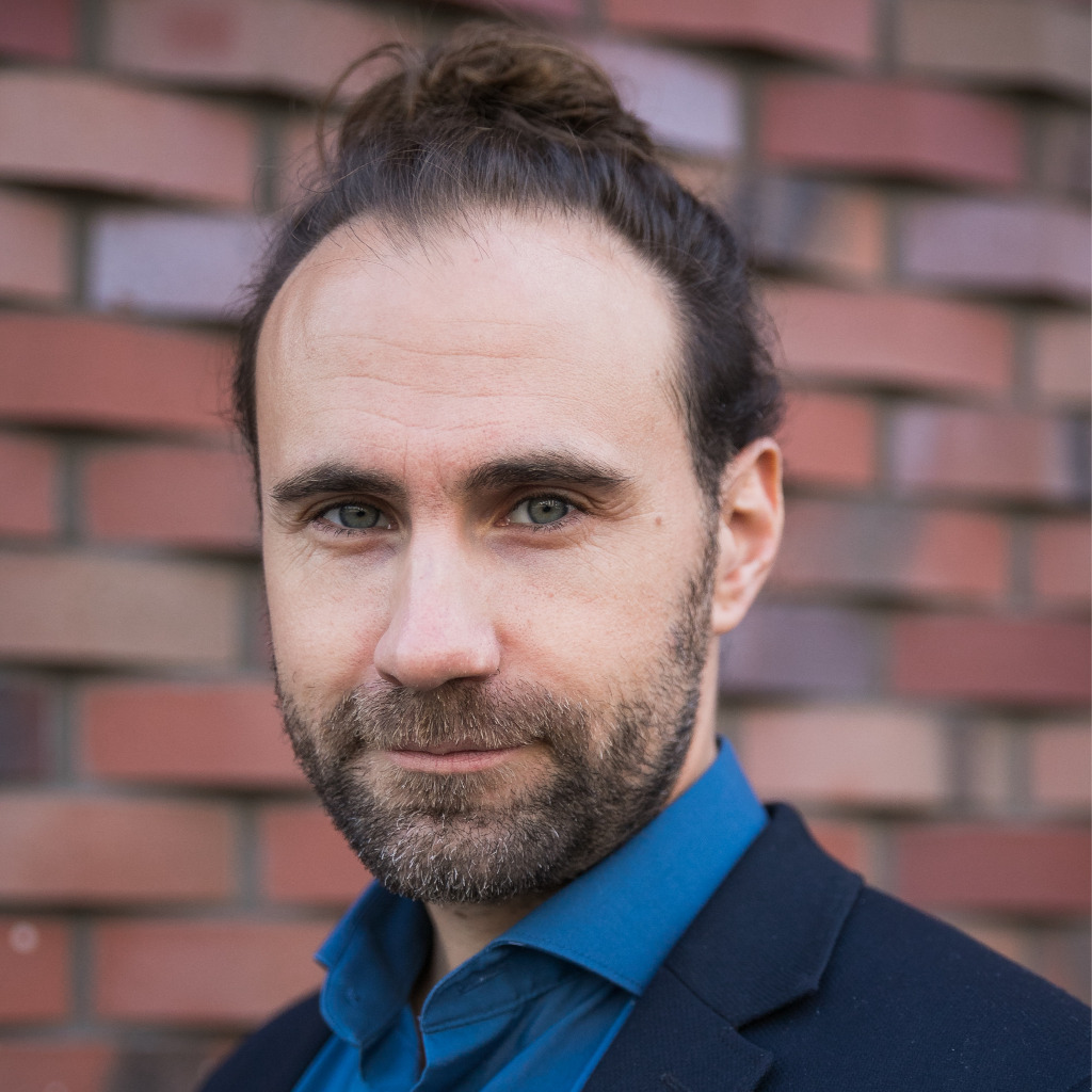 JanPhilipp Springer (x)CRM Entwicklung / Projektleitung