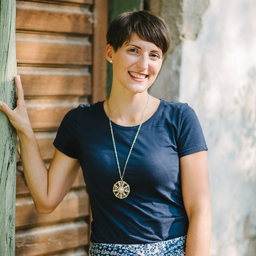 Laura Dospil