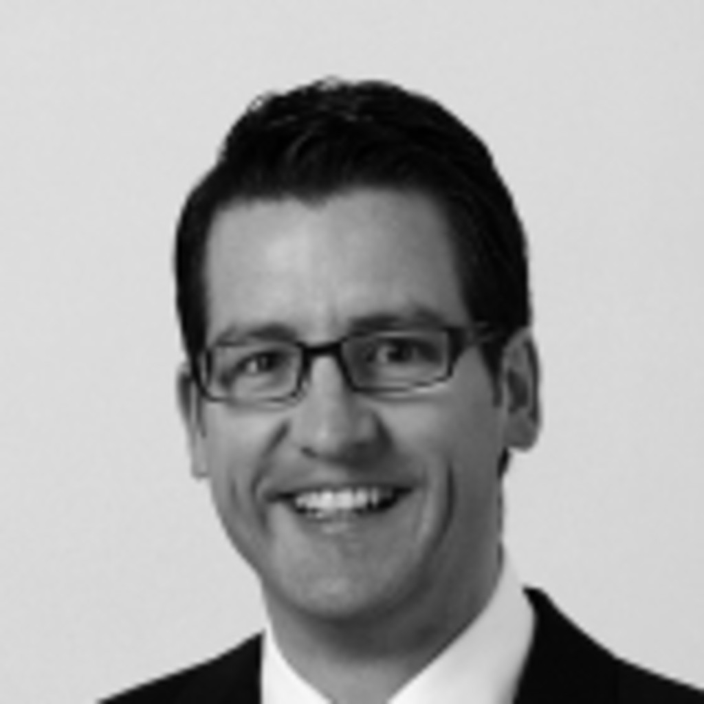 Adrian Bieri Director, M&A KPMG AG, Corporate Finance XING