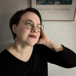 Arina Frolov