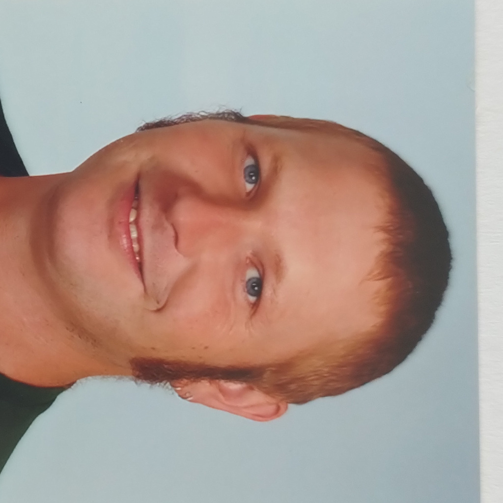 Daniel Girnghuber Facharbeiter , LKW Fahrer THB XING