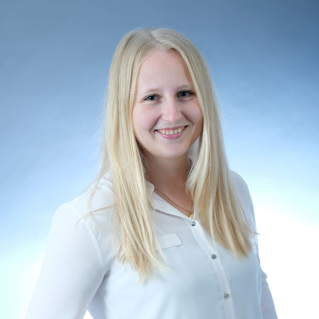 Joanna Thurm Junior Purchasing Manager Petlando GmbH XING