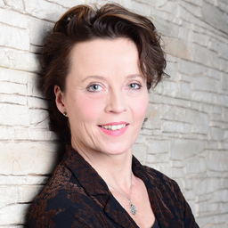 Katja Weinhold