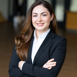 Dr. Andrea Sillus 