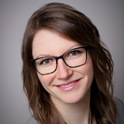 Dr. Denise Täubert