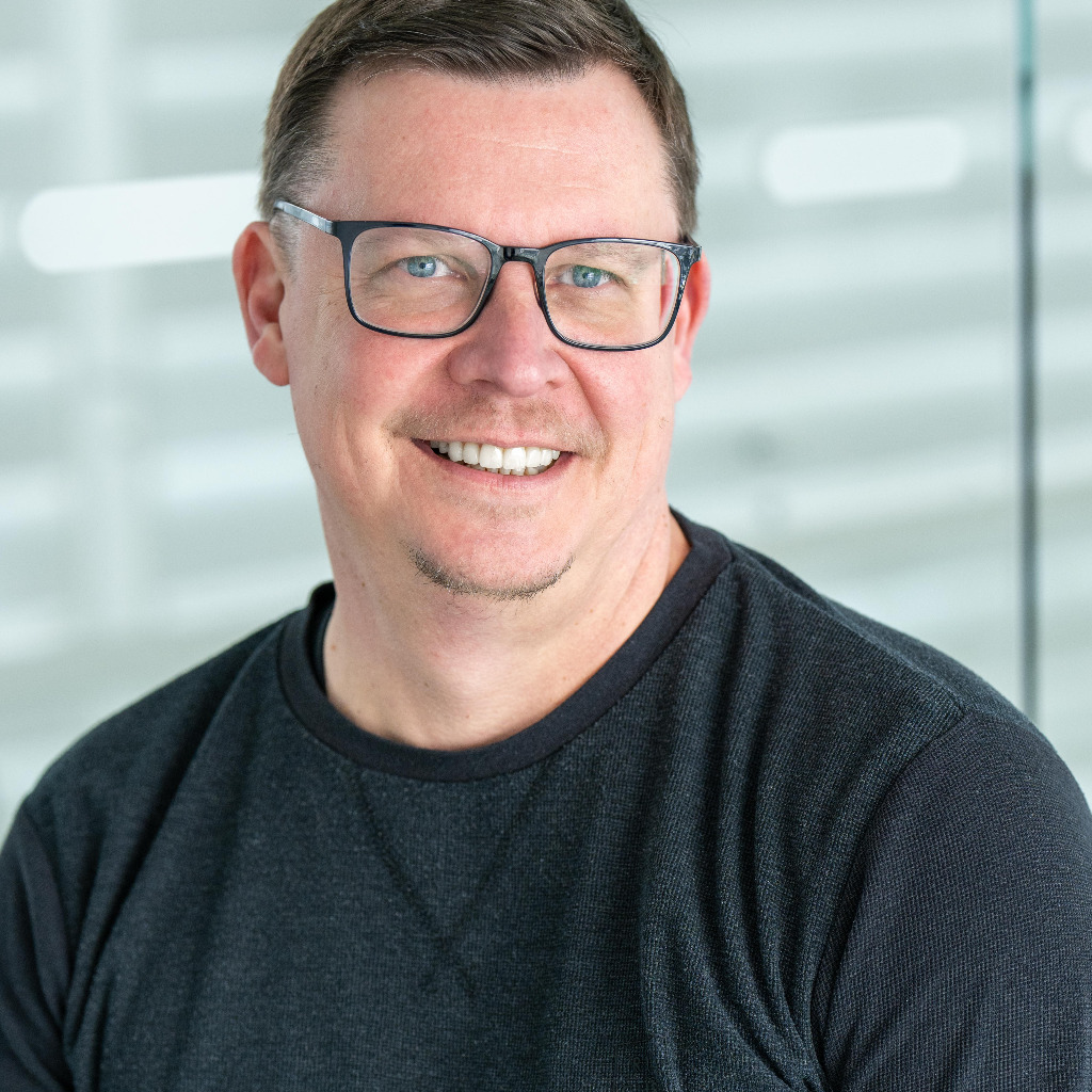 Eric Dufour Client Services Director Weischer.JvB GmbH XING