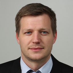 Dr. Robert Kamm