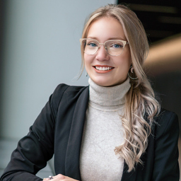 Janine Domröse
