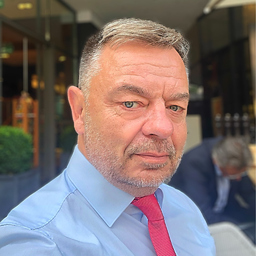      Dr. Christian Pophal