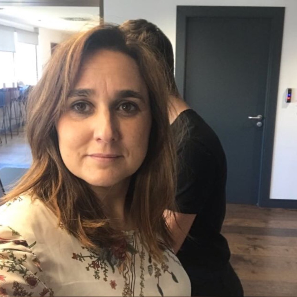 Olga Alonso CREDIT MANAGER BDF NIVEA XING