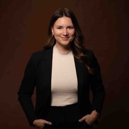 Paula Elaine Reuscher