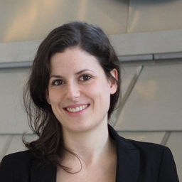 Dr. Daniela Lange