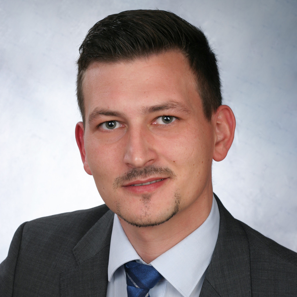 Thorsten Wolter EntwicklungsIngenieur Dr. Ing. h.c. F. Porsche AG