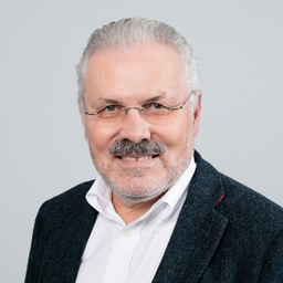 Dipl.-Ing. Werner Straub
