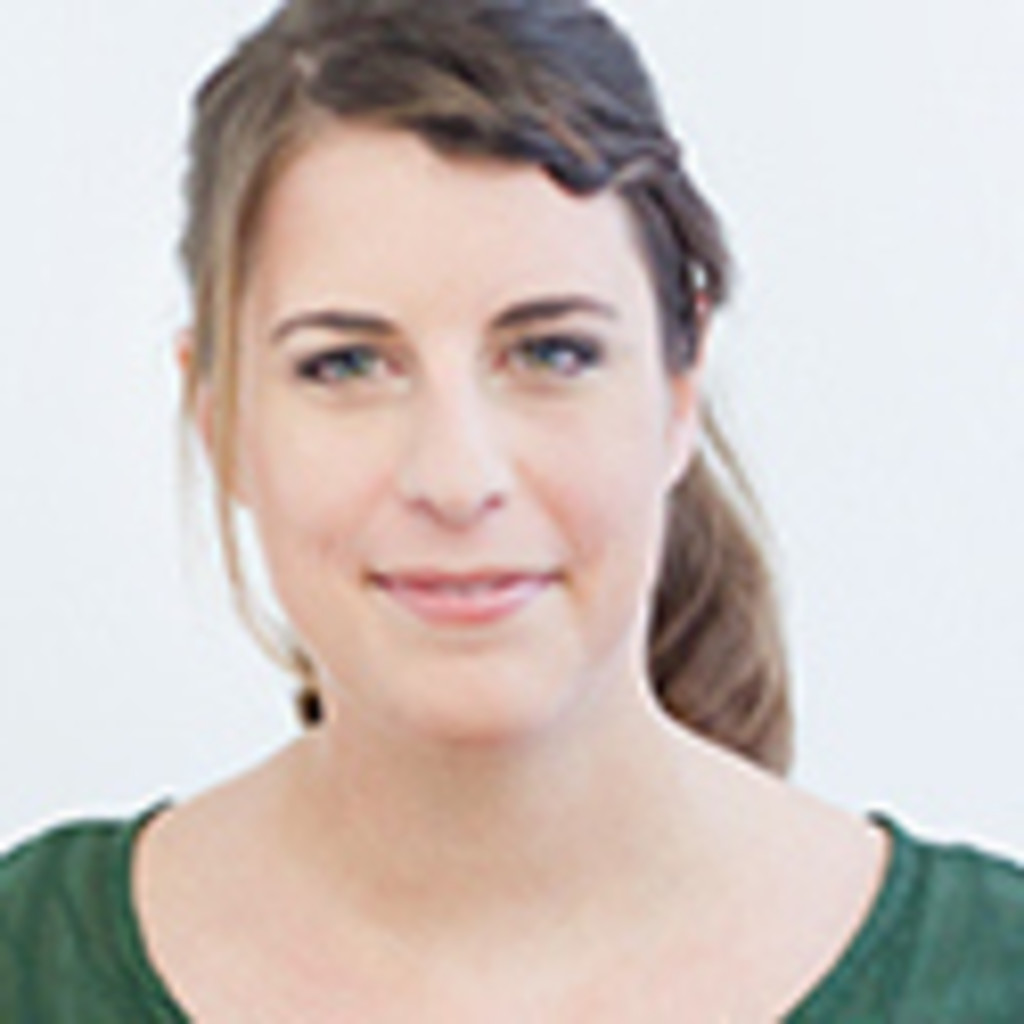 Anna Lang Director tax SIXT SE XING