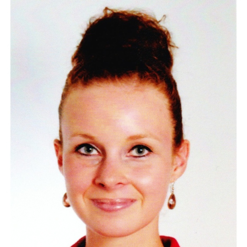 Rieke Hinrichs Programme Manager Voicentric Ltd. XING
