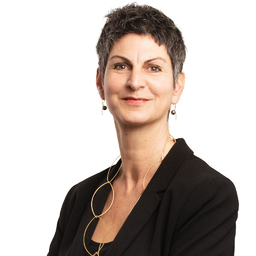 Corinna Hansmann