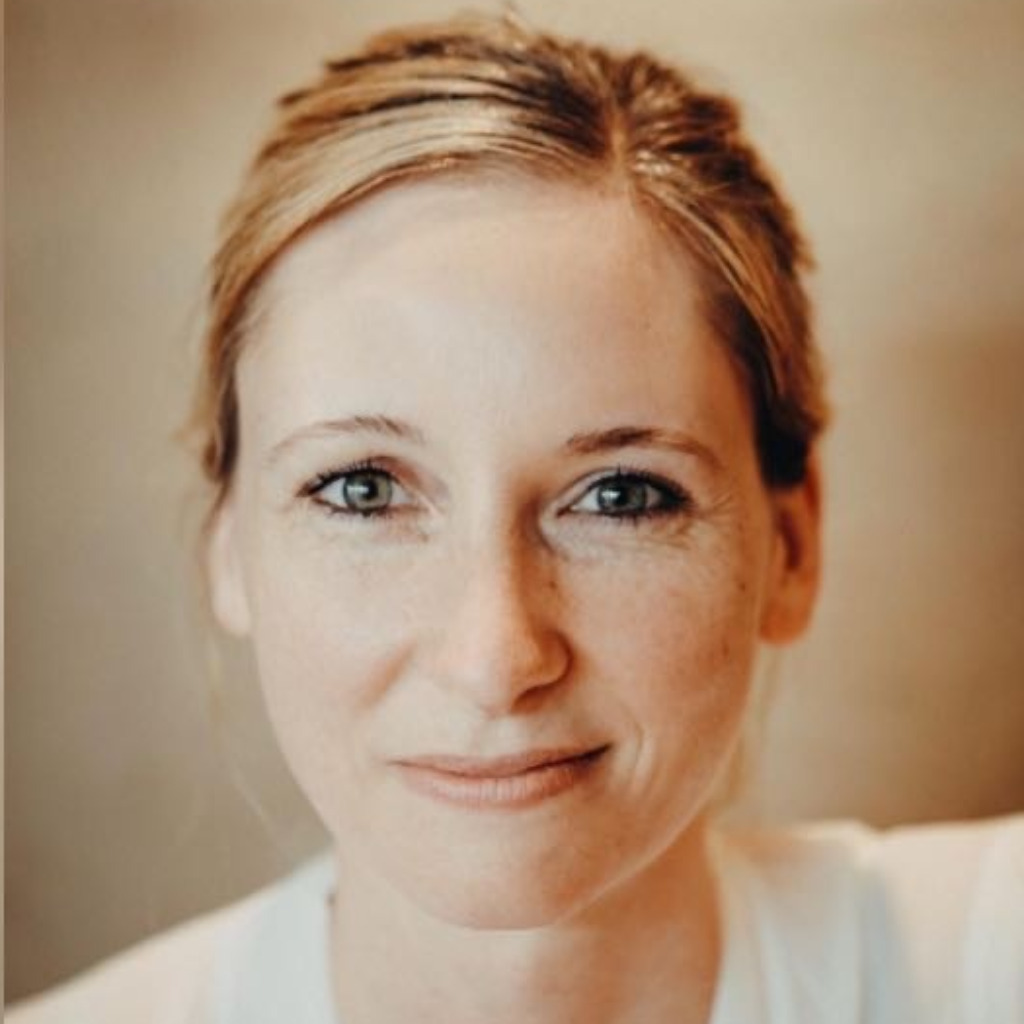 Corinna Gonzalez Moraleja Personalsachbearbeiterin Bäcker Baier XING