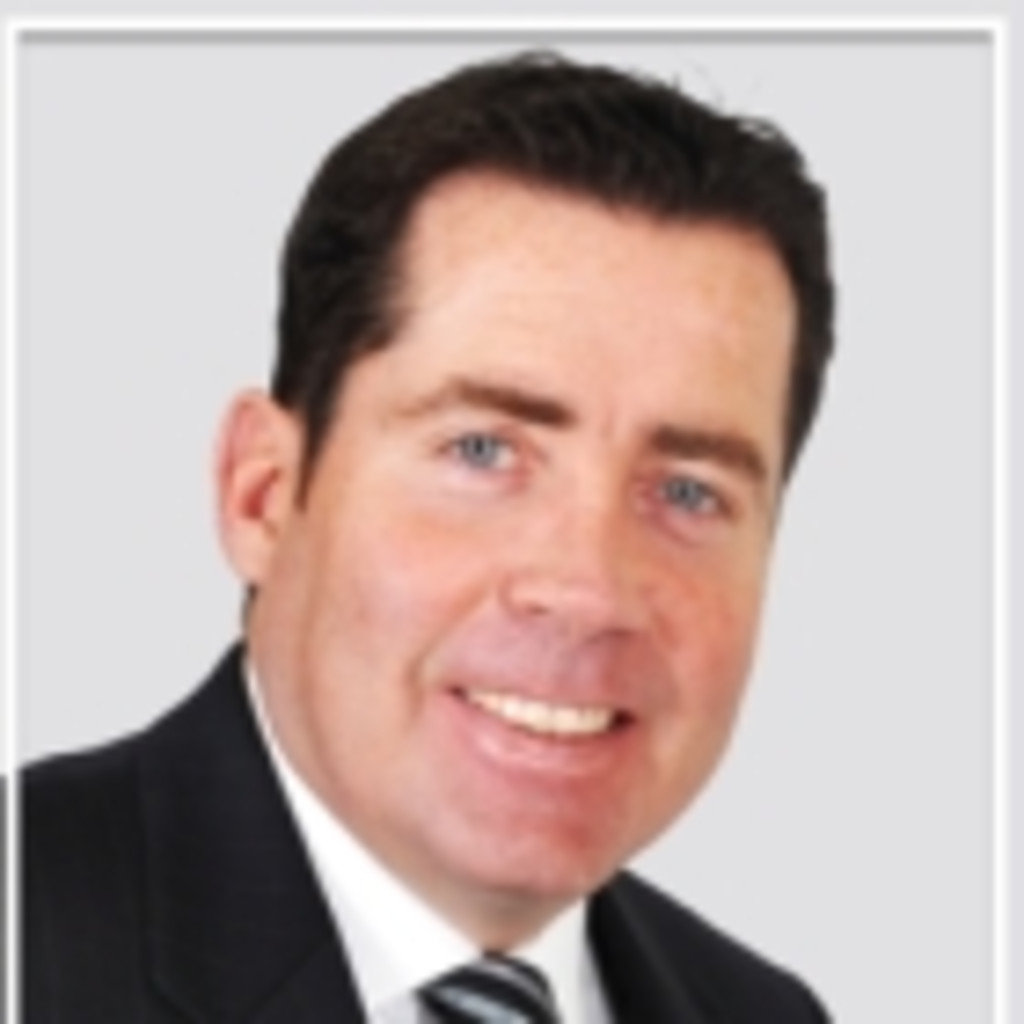 Stephen Hinds MBA Bsc Ausbildung und Berufserfahrung XING