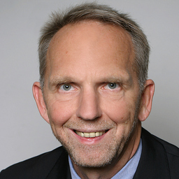Dr. Matthias Kauer