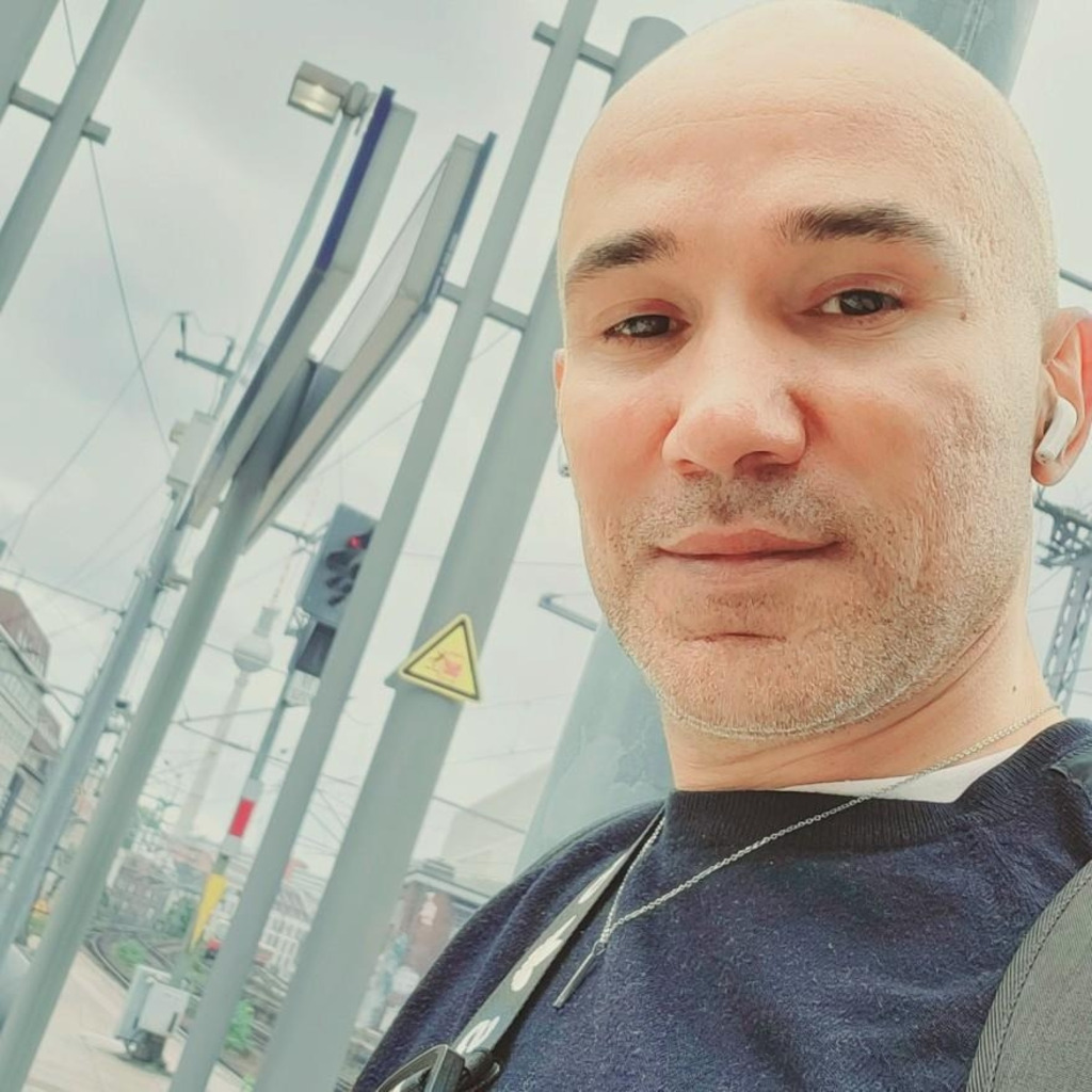 Orhan Mustafa Quality Lead Technician Batteriezellen Tesla