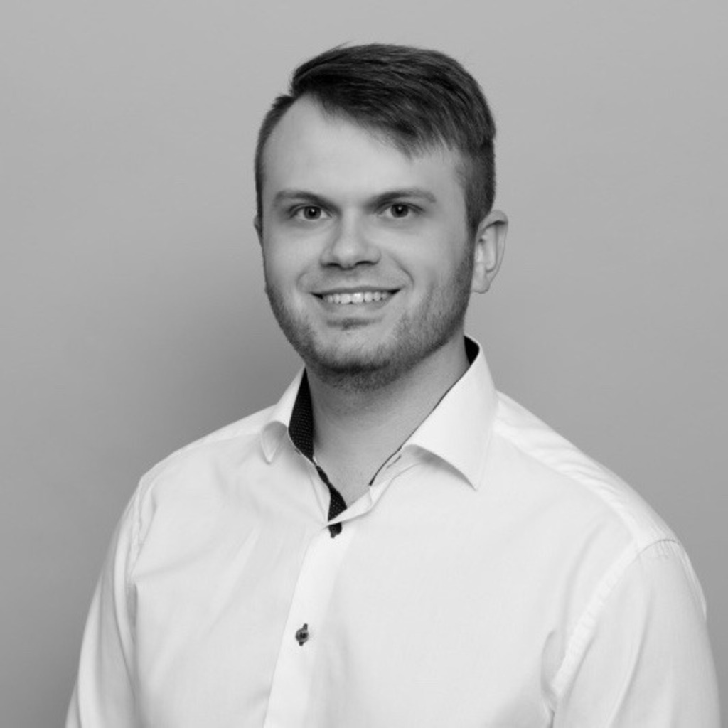 Jurij Neustroev Bereichsleiter OP Klinikverbund Südwest XING