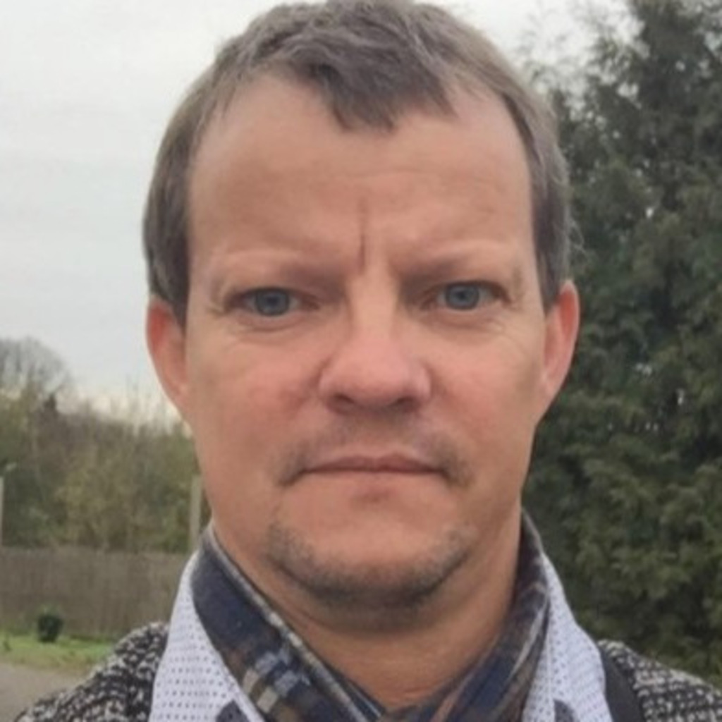 Thomas Hiller Filialleiter impeak GmbH XING