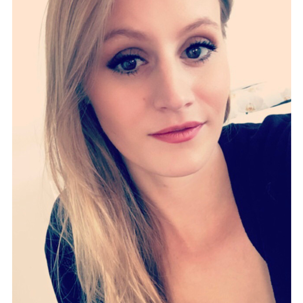 Esther Janssen Sachbearbeiter SoCura gGmbH XING