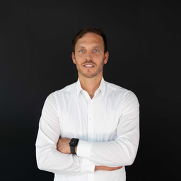 Tobias Hiller