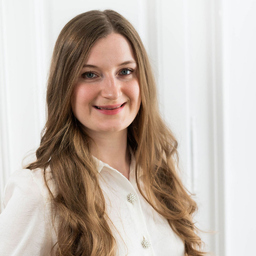 Dr. Klara Geuer