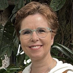Julia Schock