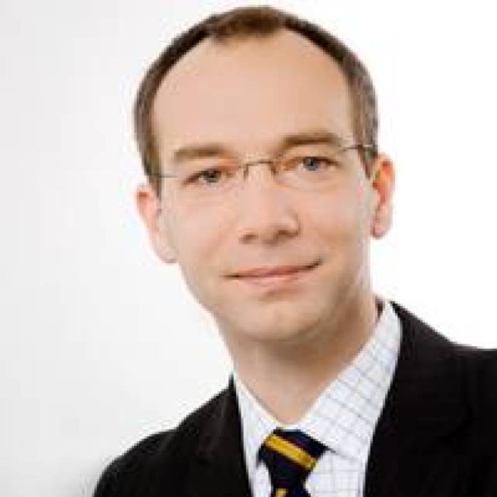 Roland Weede Rechtsanwalt / Head of Trademarks Munich Dennemeyer