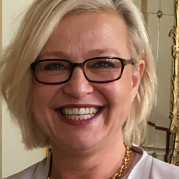 Mag. Beate Hausner