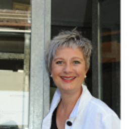 Nicole Benz Ursch
