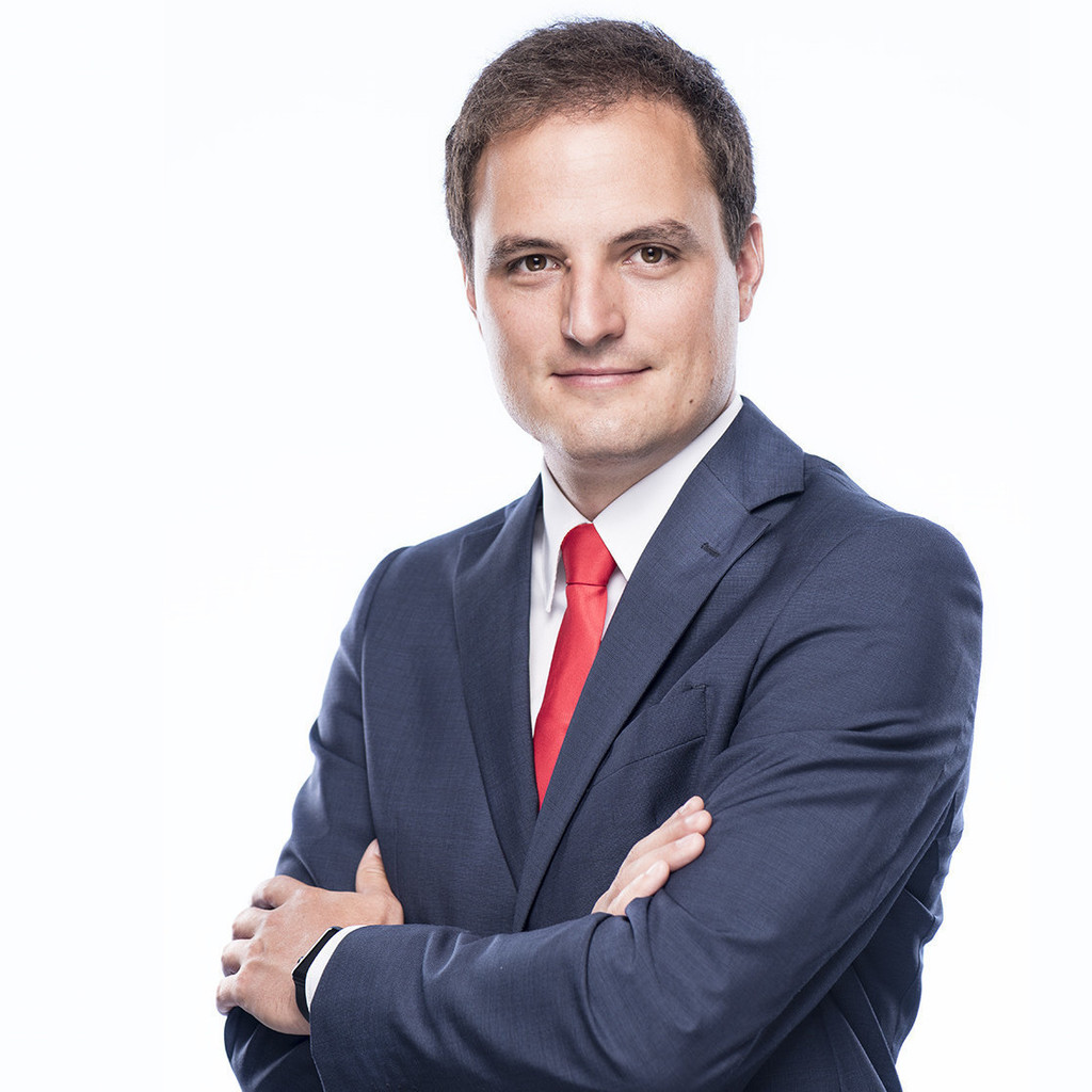 Dr. Jonas Manderscheid Head of Manufacturing & Industry 4.0 IT