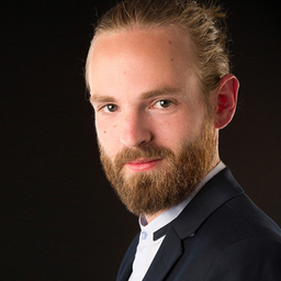 Dr. Thorsten Schoormann