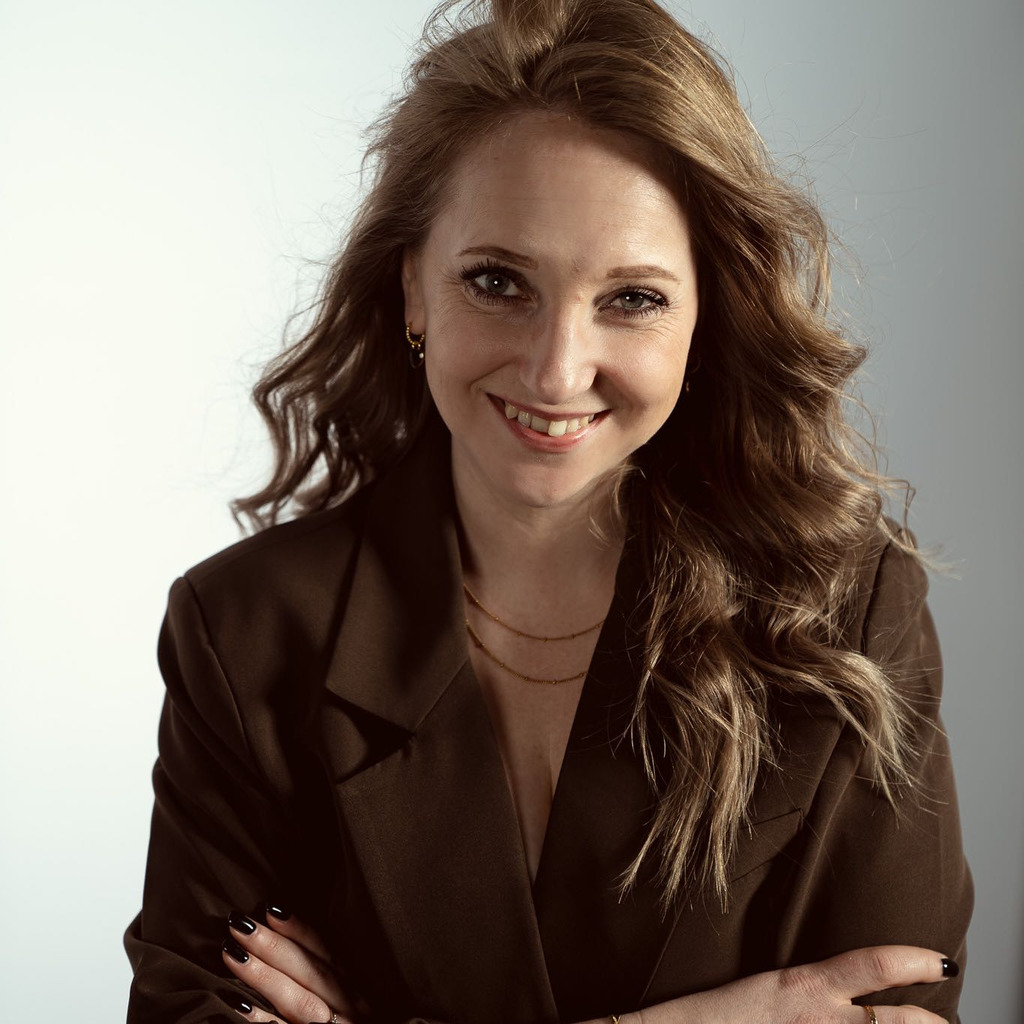 Julia Dziurdzia Human Resources NIEDERBAYERN TV Landshut/Deggendorf