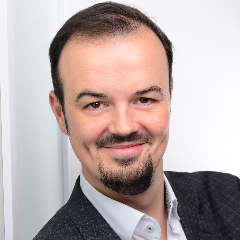 Christian Eckhardt Kaufmännischer Direktor Internationales