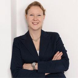 Annette Straus